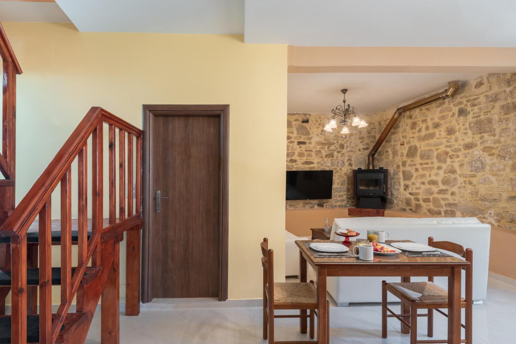 Draganigo Luxury Stone Houses 40 Min From Matala Ano Moulia Oda fotoğraf