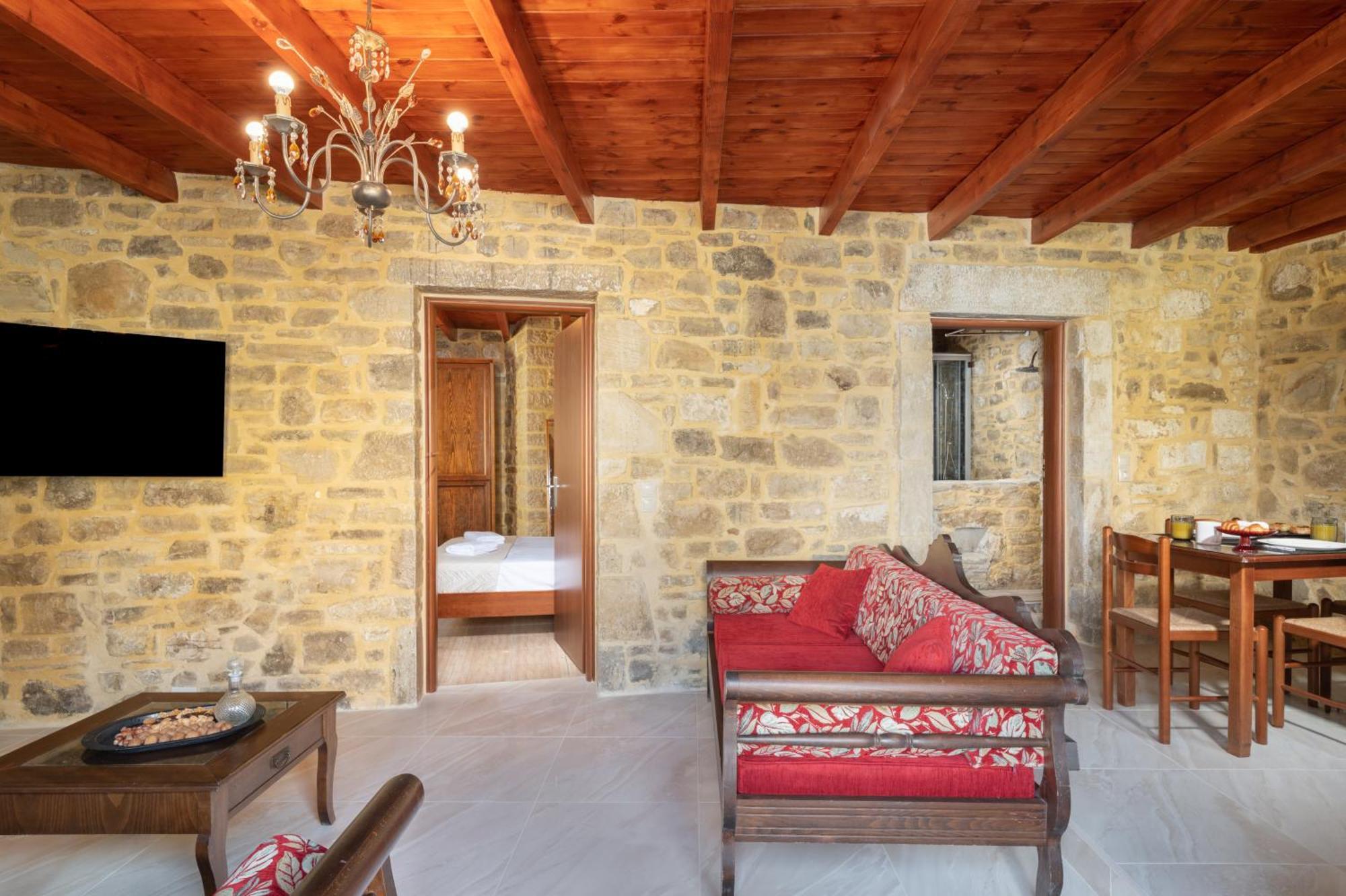 Draganigo Luxury Stone Houses 40 Min From Matala Ano Moulia Oda fotoğraf