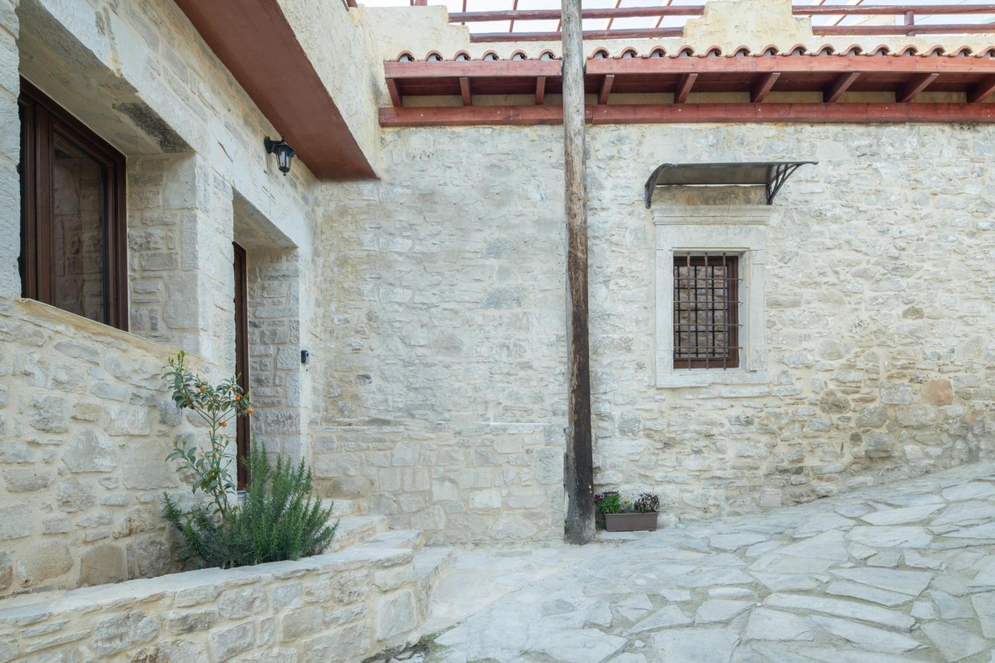 Draganigo Luxury Stone Houses 40 Min From Matala Ano Moulia Dış mekan fotoğraf